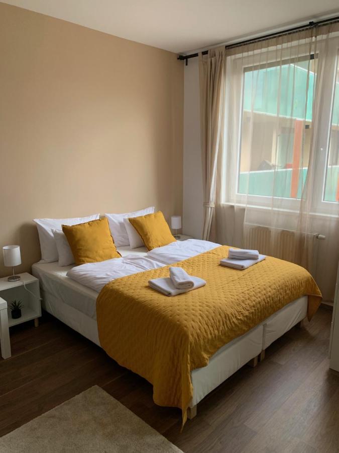 Corvin Sun Downtown Apartment Budapest Exterior foto