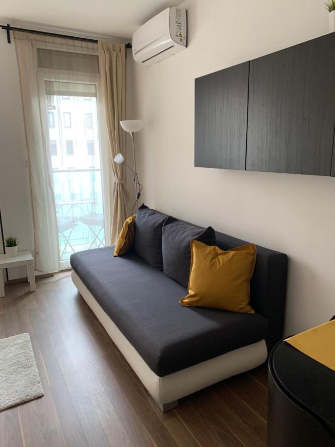 Corvin Sun Downtown Apartment Budapest Exterior foto